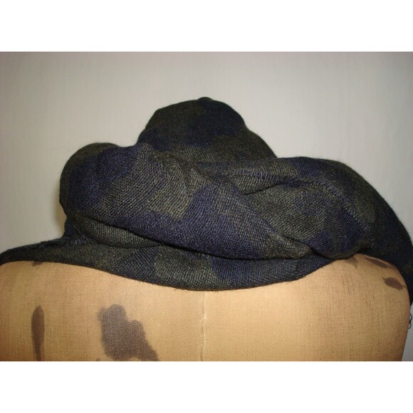 New Marciano Italy Scarf Wrap Camo Blue Green Mens Womens 73 x 23 Long Camoflage - Picture 8 of 9